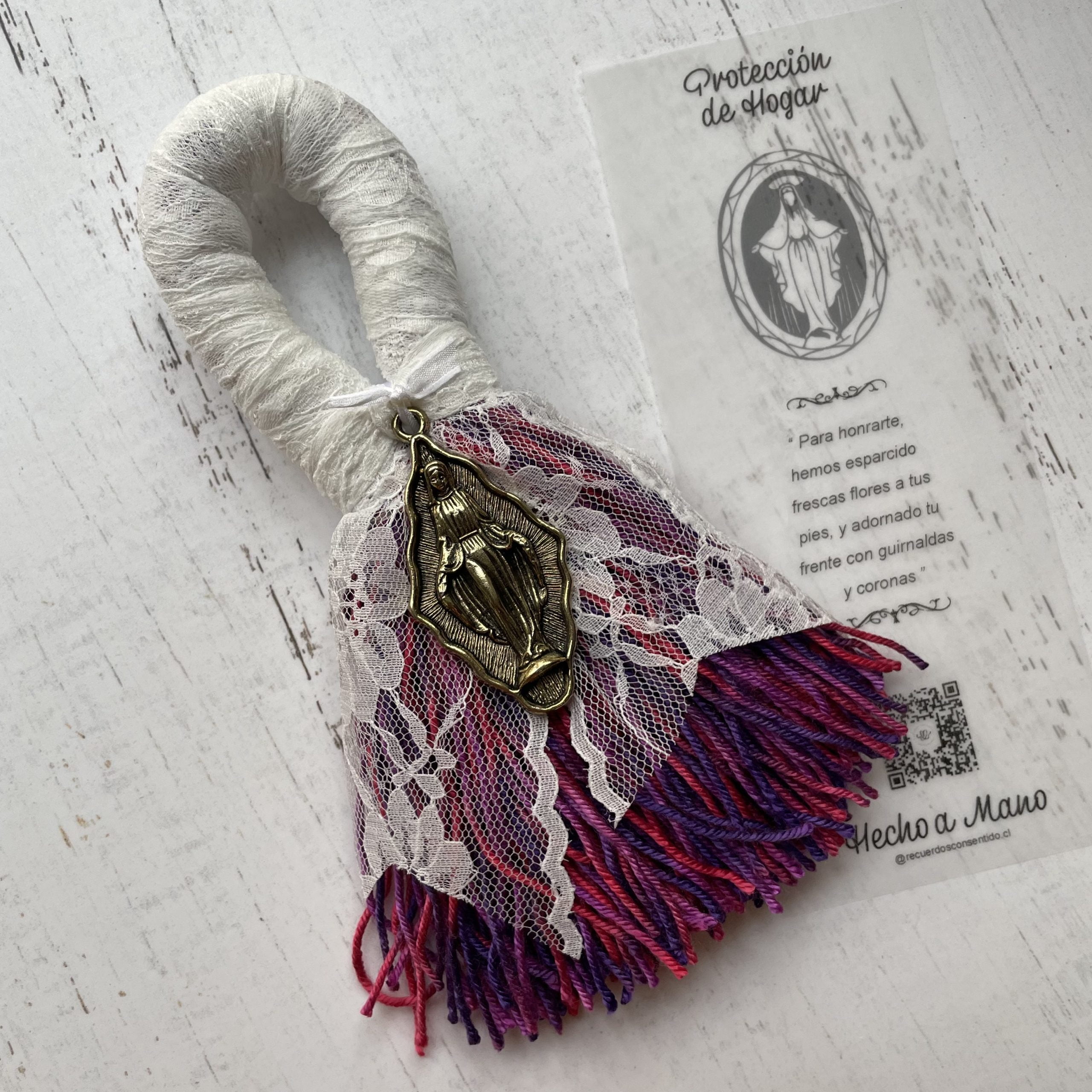 Protección de Hogar Virgen de los Rayos ⚡️ Borla Lana - Imagen 3