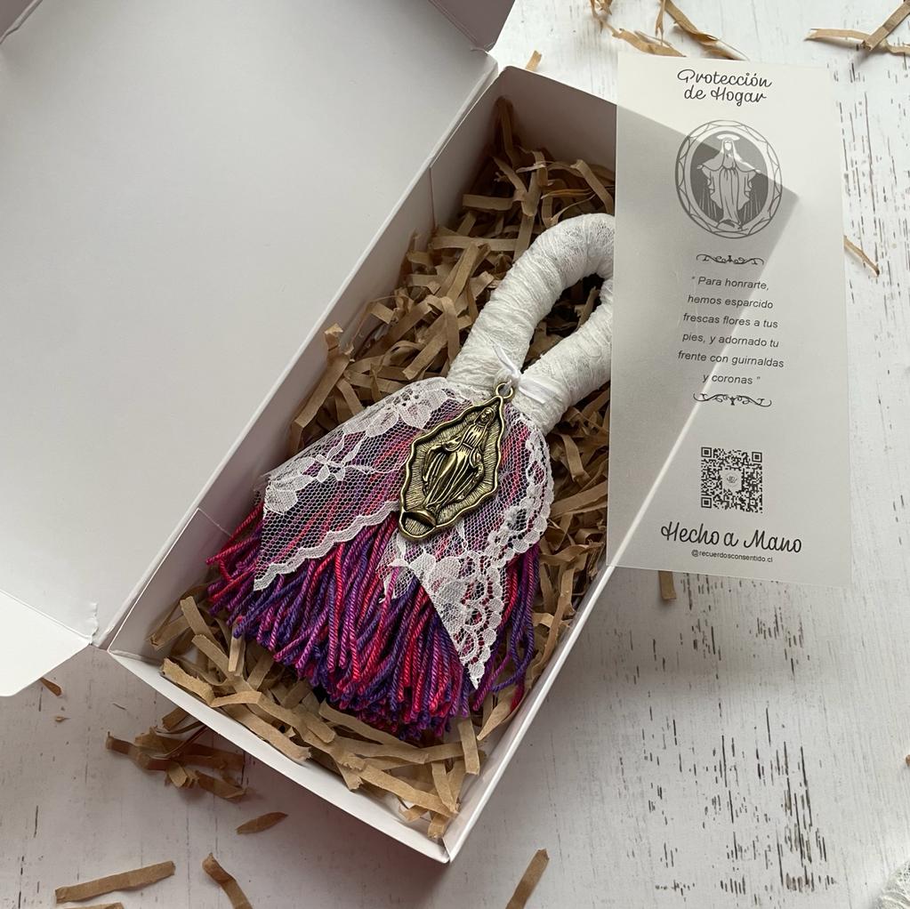 Protección de Hogar Virgen de los Rayos ⚡️ Borla Lana - Imagen 5