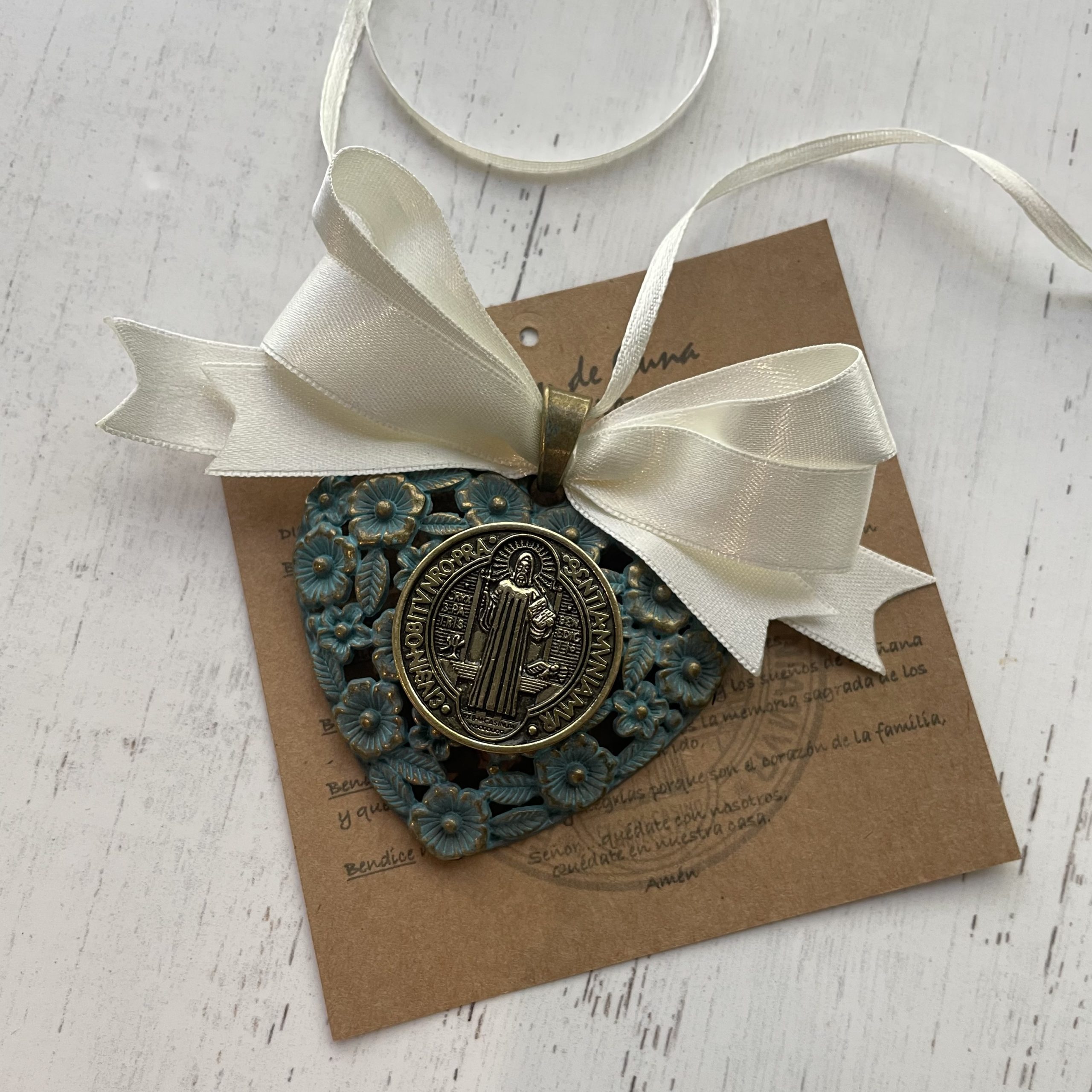 Protección cuna corazón detente - Imagen 4