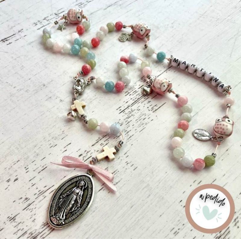 Rosario a Pedido piedra c/nombre acrílico personalizado desde $39.900