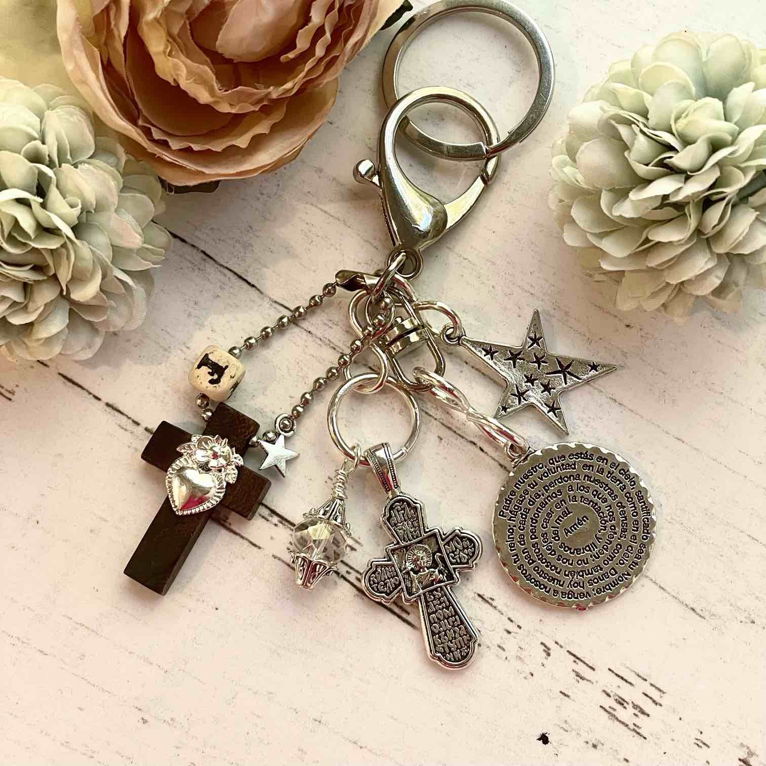 Recuerdos de Bautizo Primera Comunión Colgante Cruz Detente - Letra Personalizada $3.050- c/u