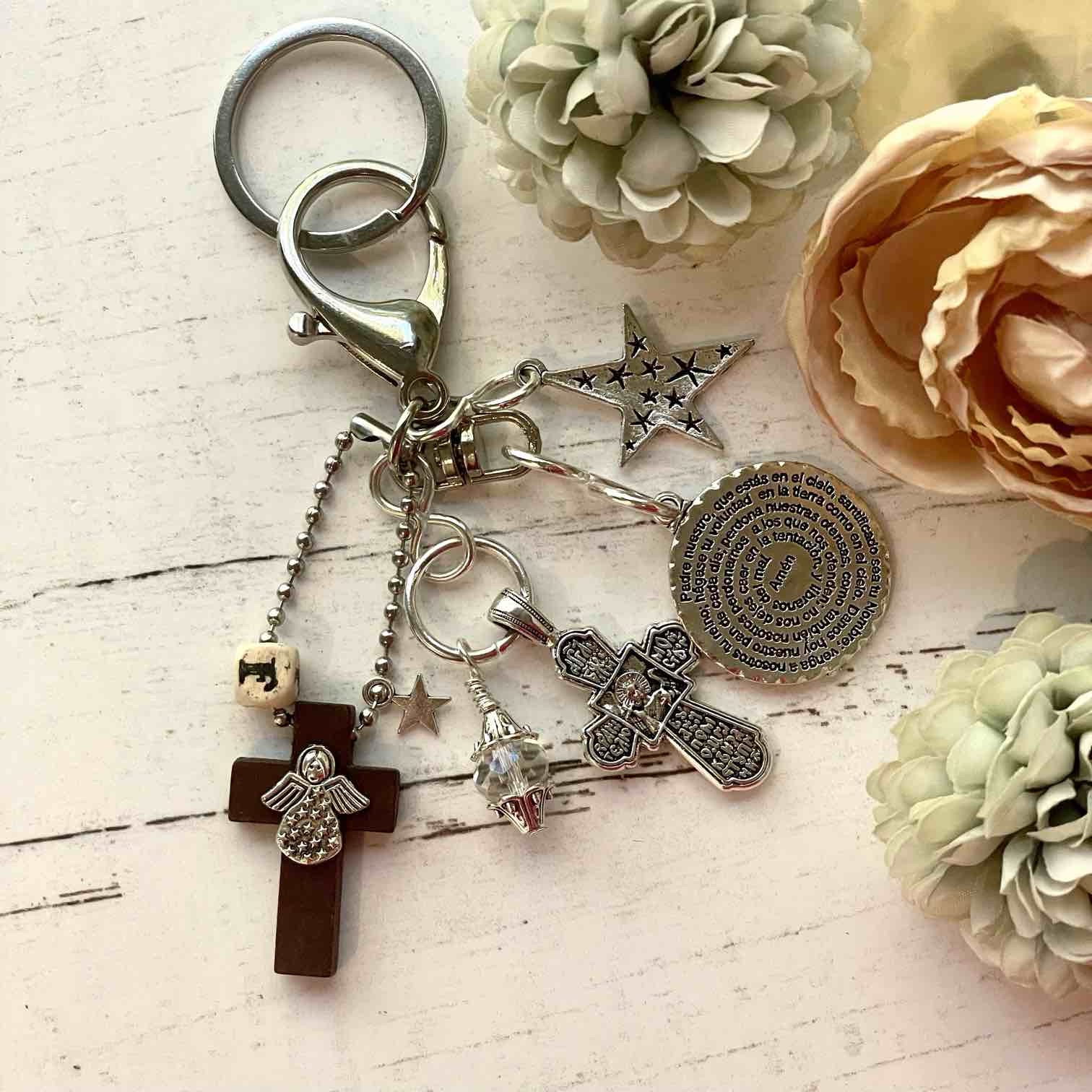 Recuerdos de Bautizo Primera Comunión Colgante Cruz Angel de mi Guarda - Letra Personalizada $3.050- c/u