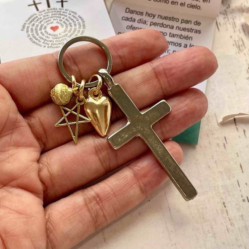 Llavero Cruz Chick Charms